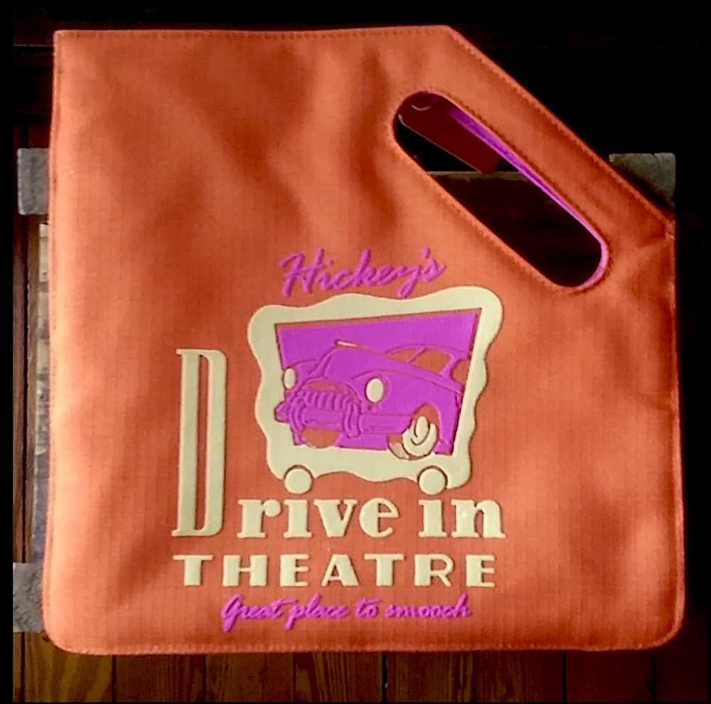 𝐍𝐖𝐓 RARE Y2K D&G Retro Nylon Ripstop "Drive in Theatre" Clutch
